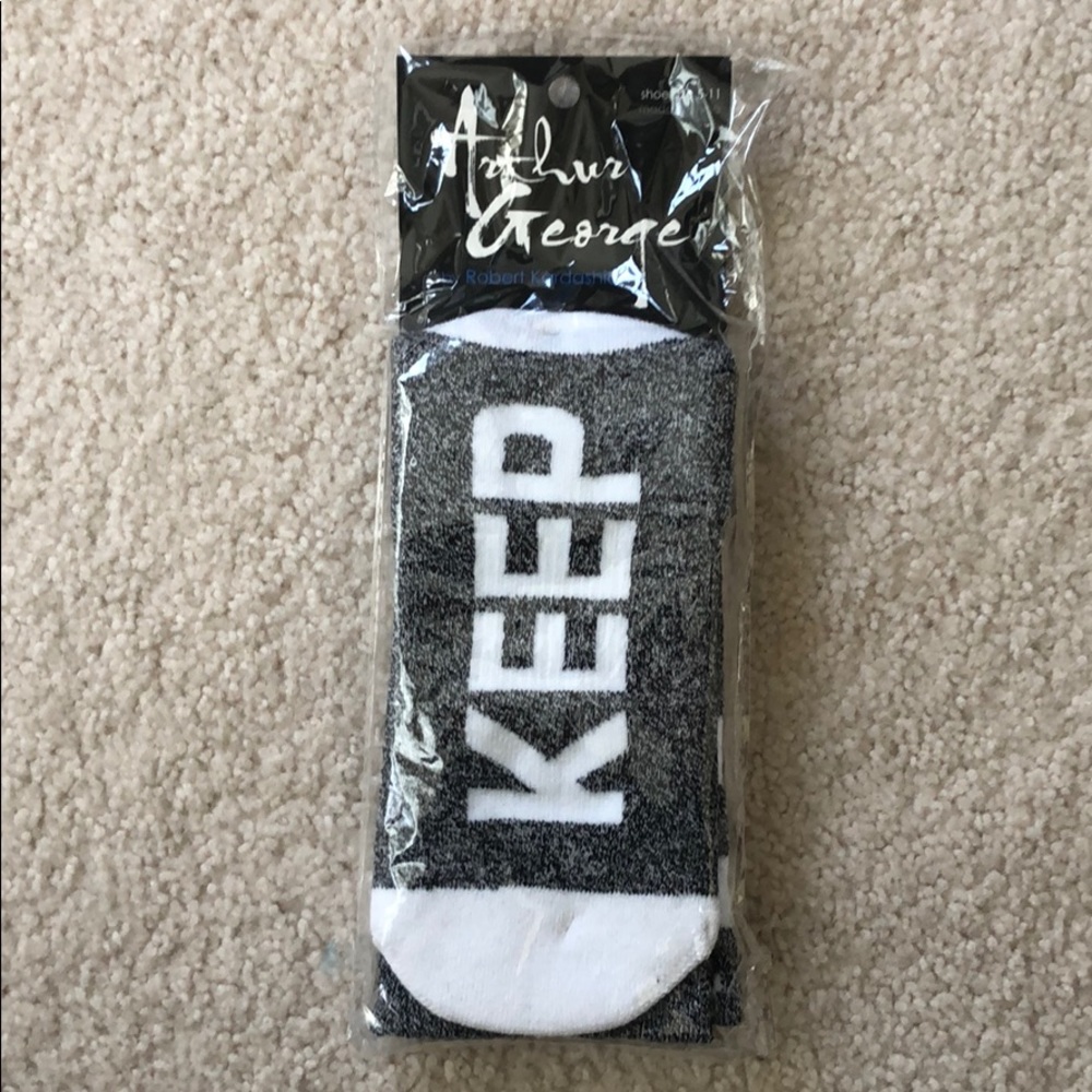 NWT Robert Kardashian socks